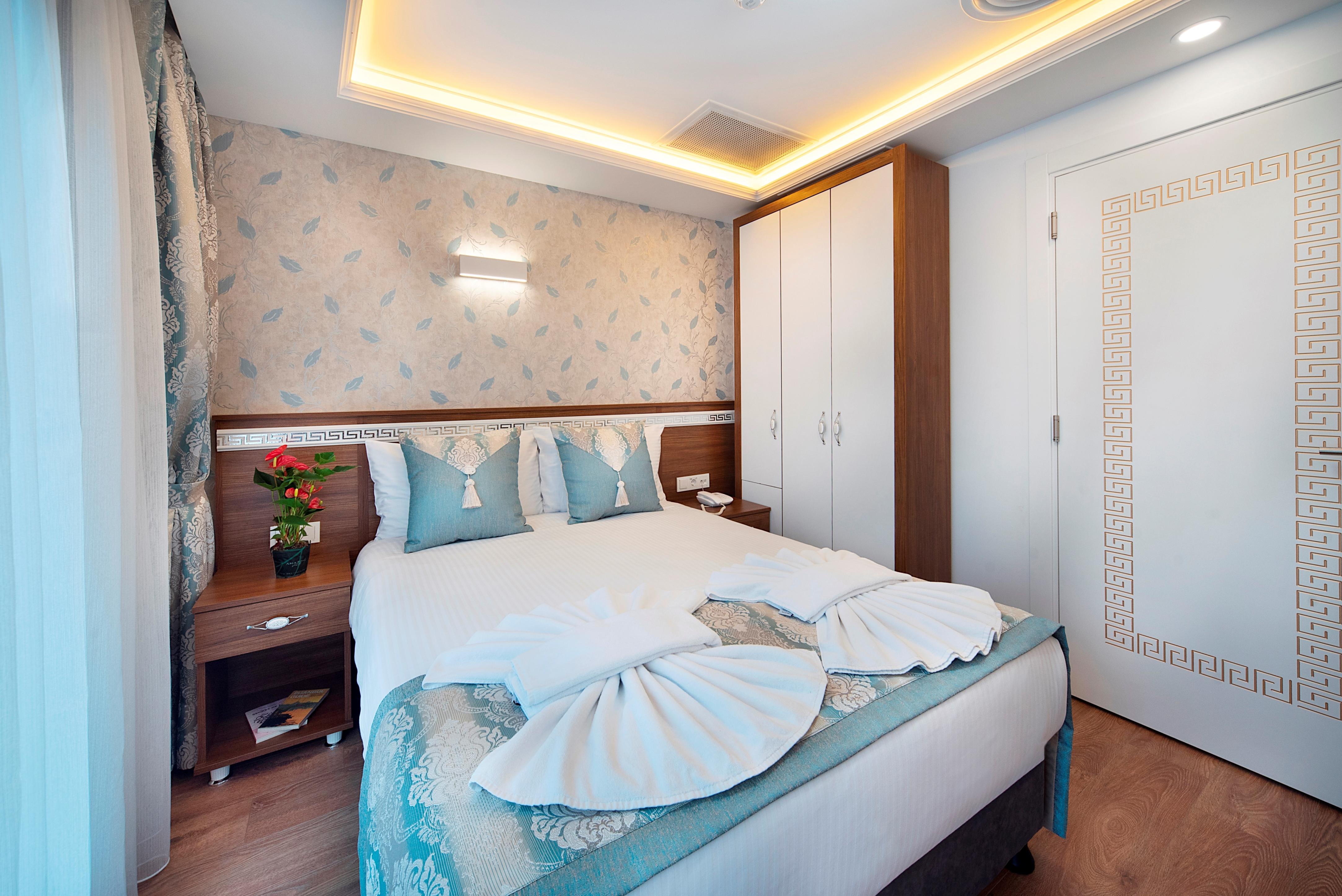 Lika Hotel Istanbul Exterior photo