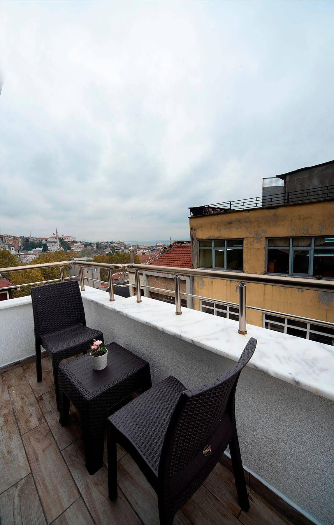 Lika Hotel Istanbul Exterior photo